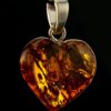 -trong-hinh-trai-tim-tu-mau-ho-phach-lap-lanh-tu-nhien-cua-mau-cognac-_483be70208e14b0789ea396cb0ac1d75.jpeg