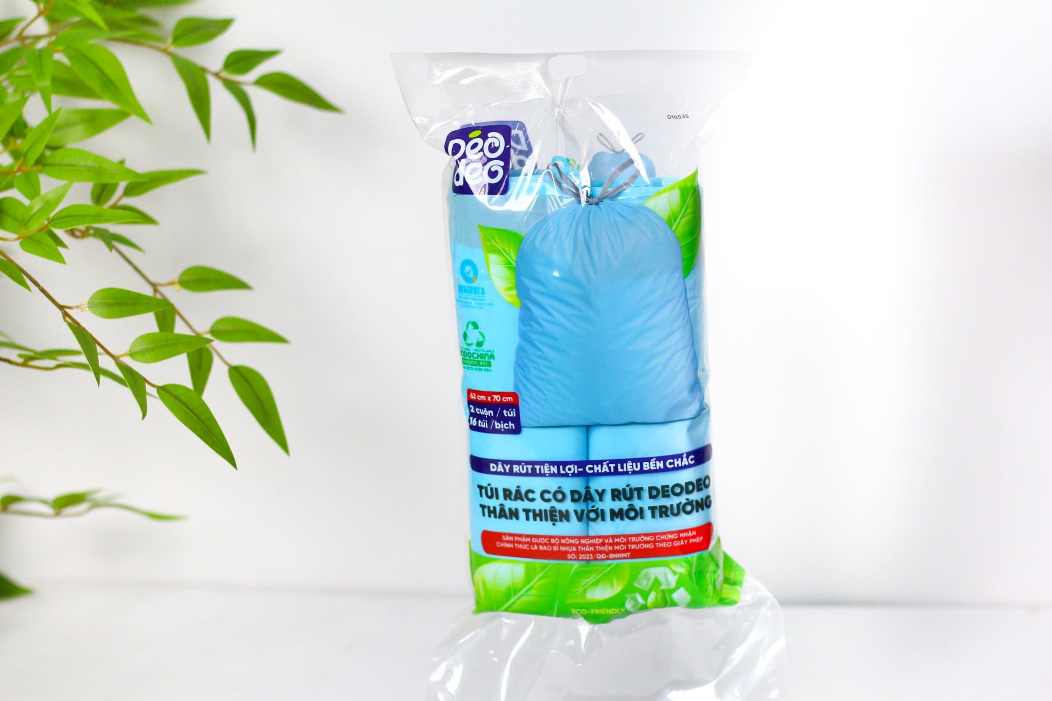 Túi rác có dây rút DEODEO 62 cm x 70 cm - 010535 4 - Mua trực tiếp từ nhà máy - Thương hiệu toàn cầu, sản phẩm tốt nhất, danh mục lớn nhất Việt Nam, giá và chất lượng hàng đầu, dịch vụ uy tín đoạt giải Best Performance.